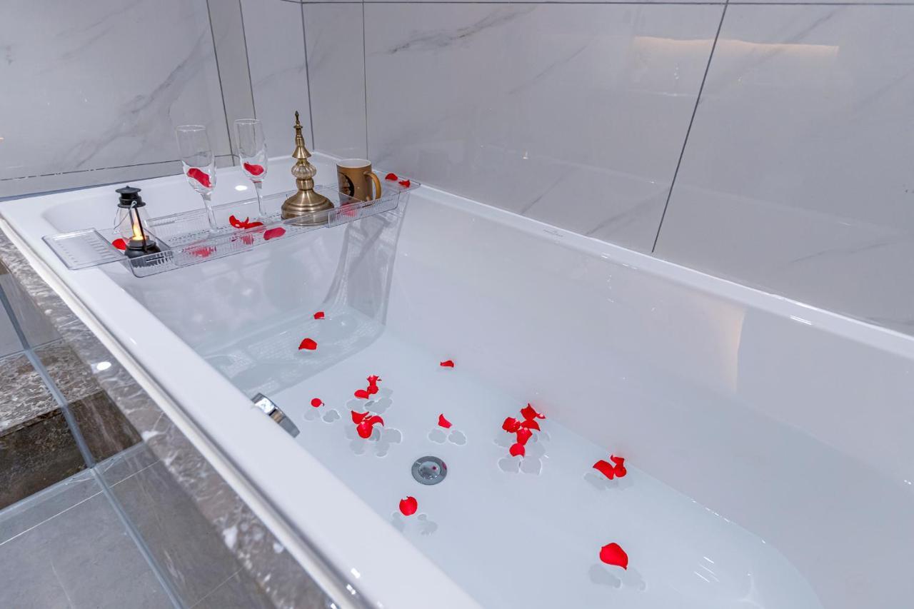 Kunming Dianchi Mideel International Apartment - South Asian Style Fuhai Metro エクステリア 写真